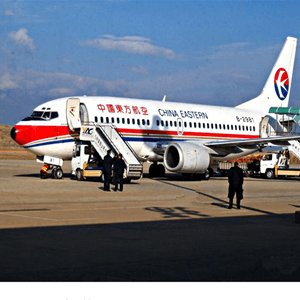营口兰旗航空托运航空快运业稳步发展的原因是什么？